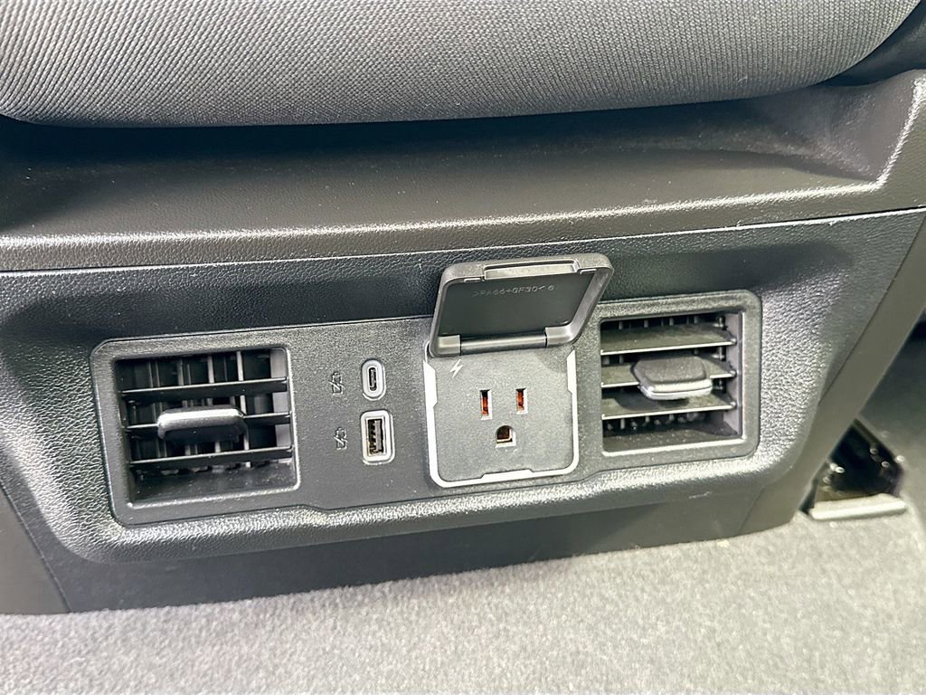 Used 2024 GMC Sierra 1500 Elevation image 22
