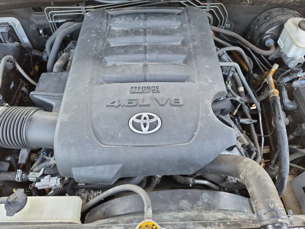 Used 2013 Toyota Tundra 2WD CrewMax w/ Tow Pkg image 37
