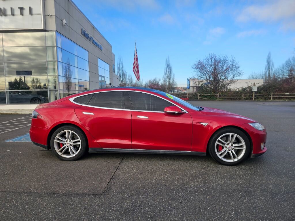 Used 2014 Tesla Model S 60 image 8