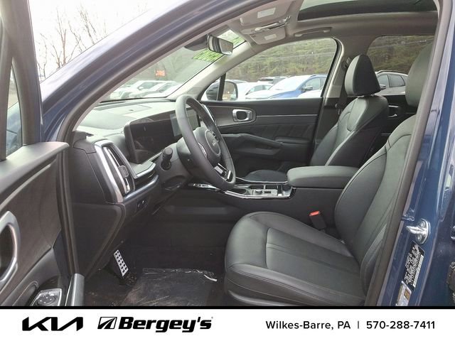 Certified 2025 Kia Sorento SX image 9