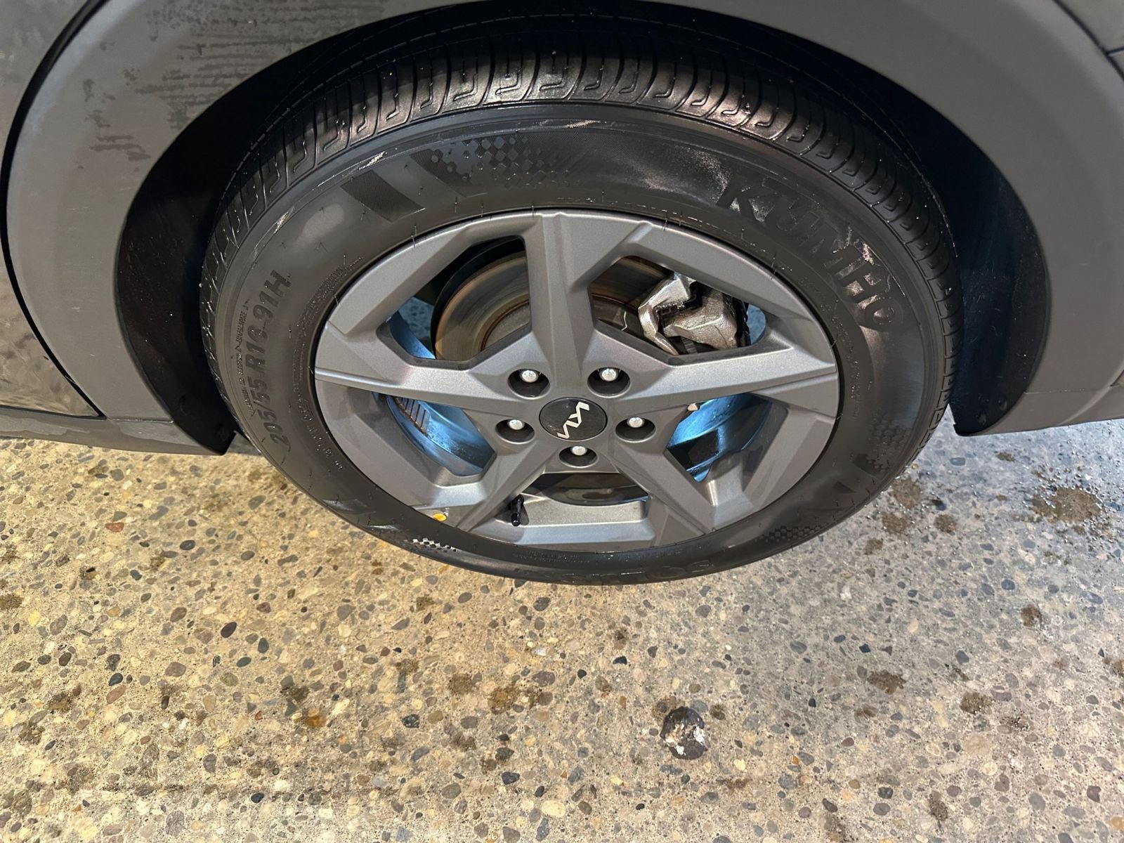 Used 2025 Kia K4 LXS image 29