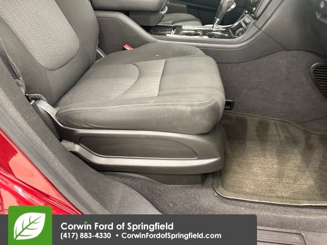 Used 2015 Chevrolet Traverse LT image 11