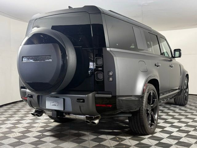 Used 2025 Land Rover Defender 130 V8 image 8