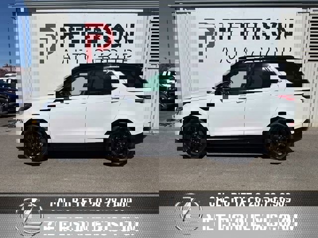 Used 2020 Land Rover Discovery Landmark image 7