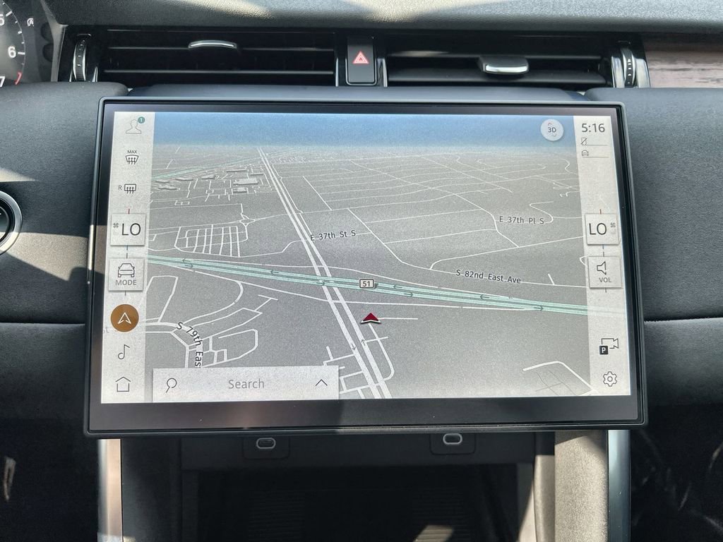 Certified 2025 Land Rover Discovery Sport S image 24