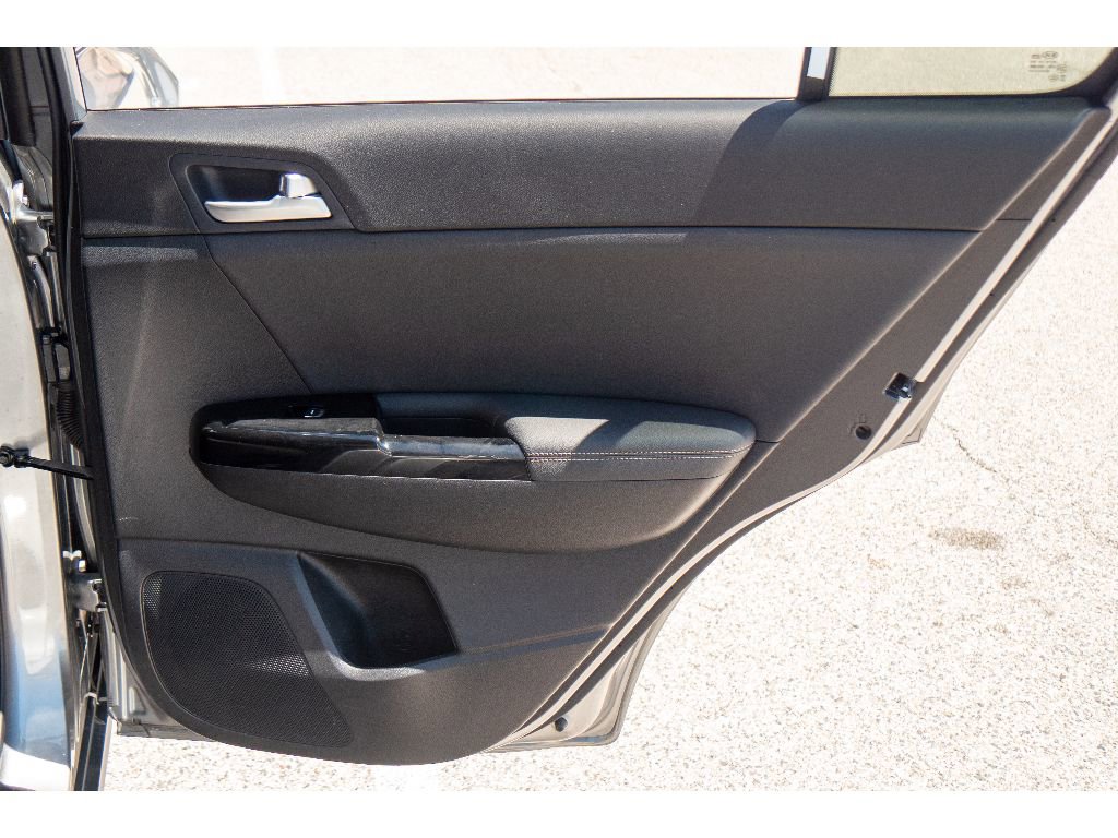 Used 2020 Kia Sportage EX AWD/4WD image 19
