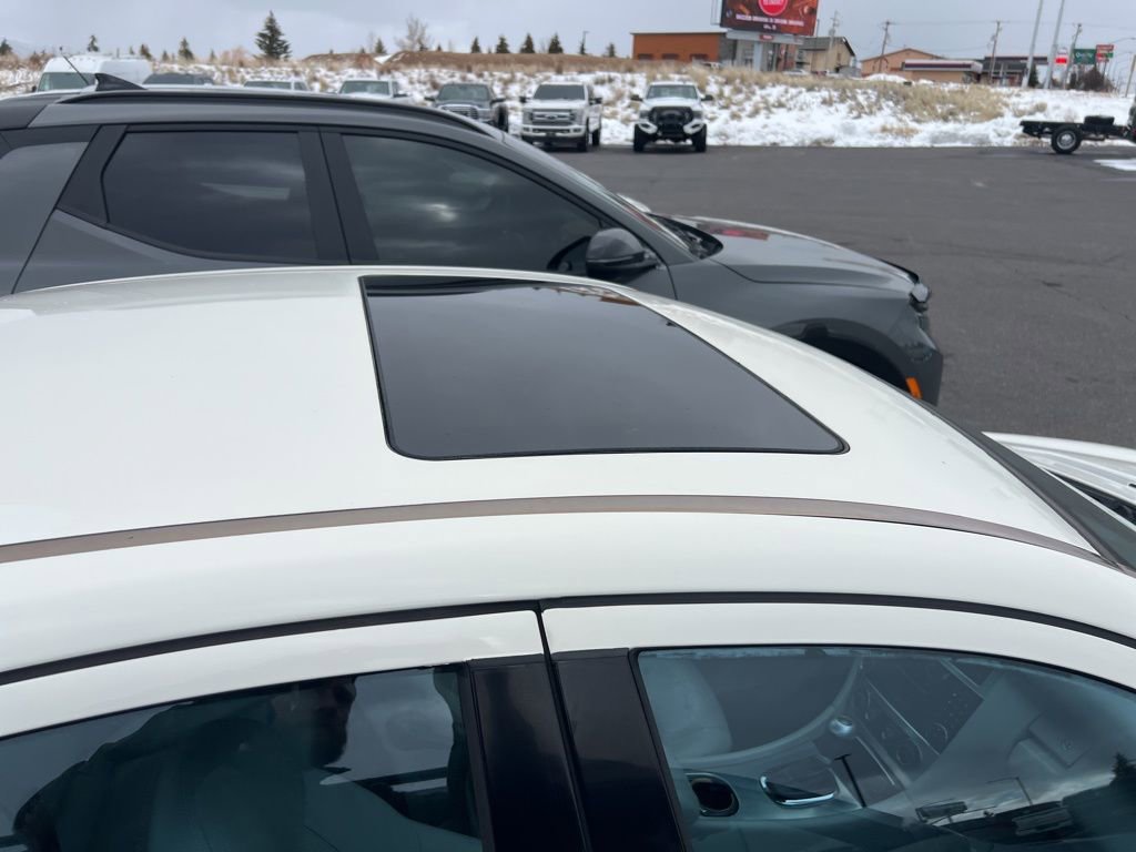 Used 2005 Mercedes-Benz C 230 Sedan image 23