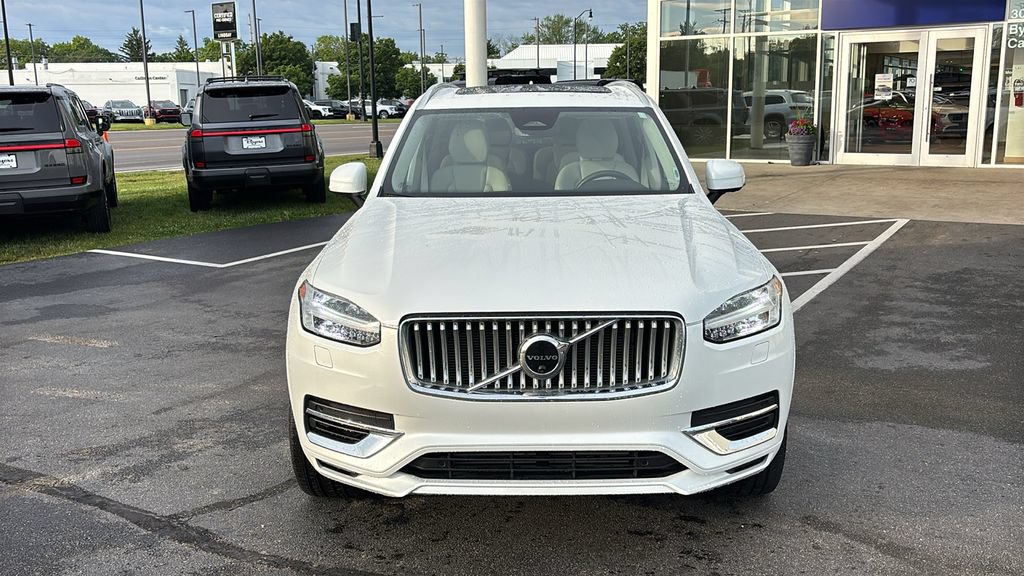 Certified 2023 Volvo XC90 T8 Plus w/ Protection Package Premier AWD/4WD image 5