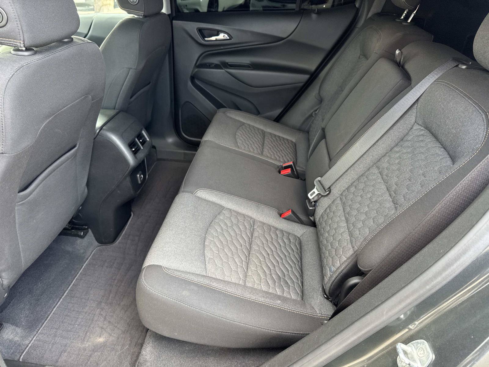 Used 2020 Chevrolet Equinox LT FWD image 26