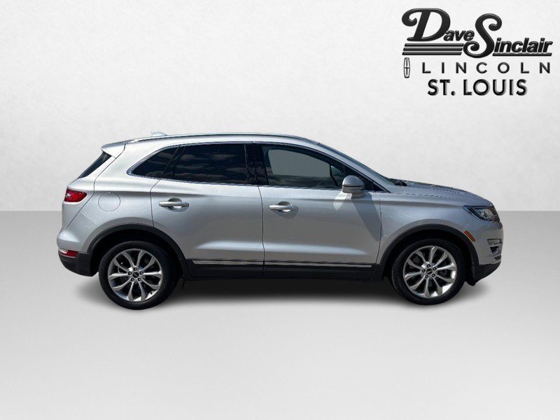 Used 2015 Lincoln MKC FWD w/ Equipment Group 101A Select image 2