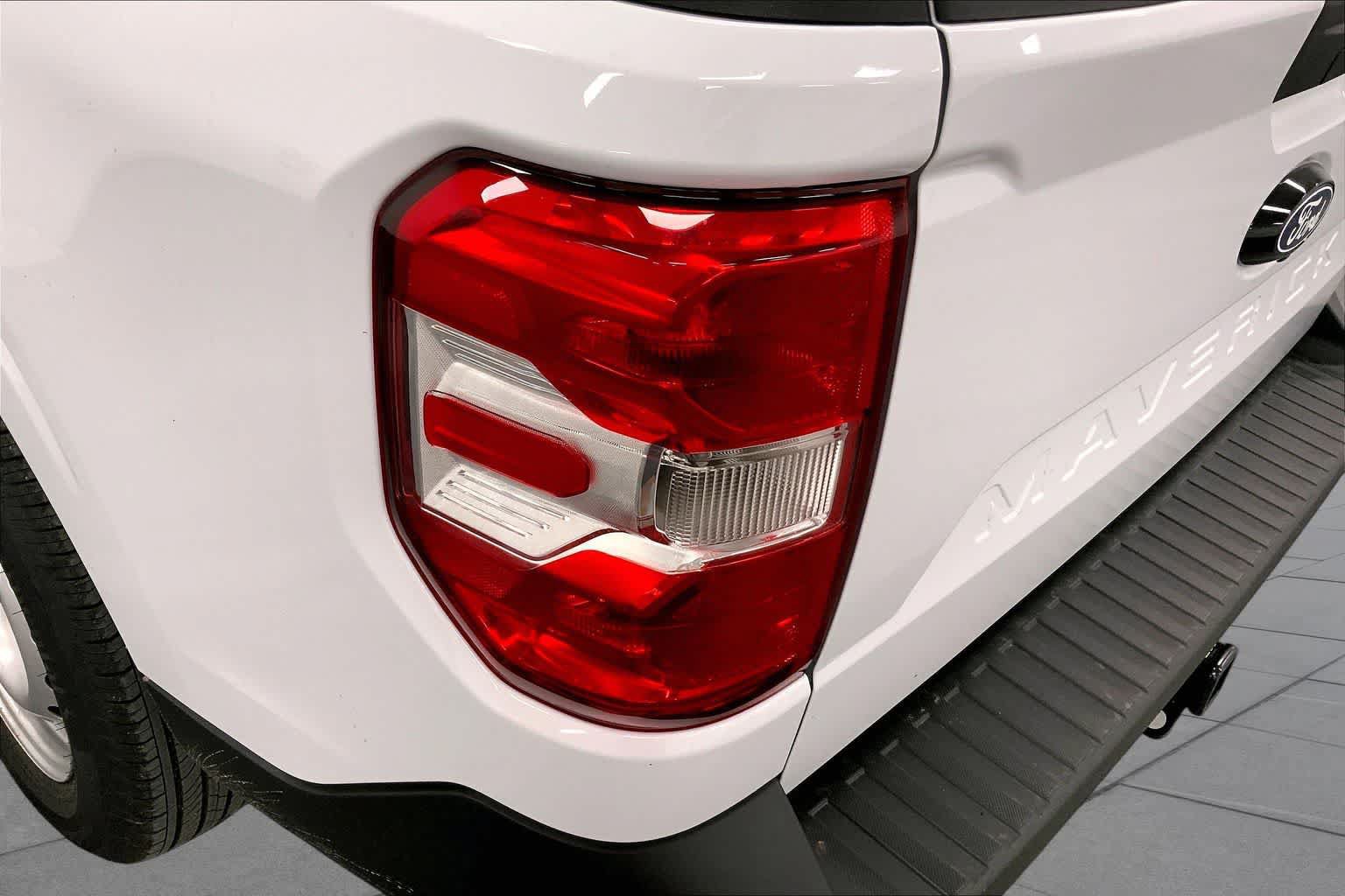 New 2026 Ford Maverick XL FWD image 14
