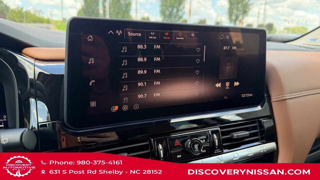 New 2026 Nissan Pathfinder Platinum AWD/4WD image 16