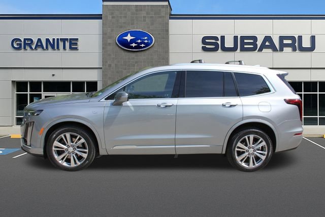 Used 2024 Cadillac XT6 Premium Luxury w/ Technology Package AWD/4WD image 7