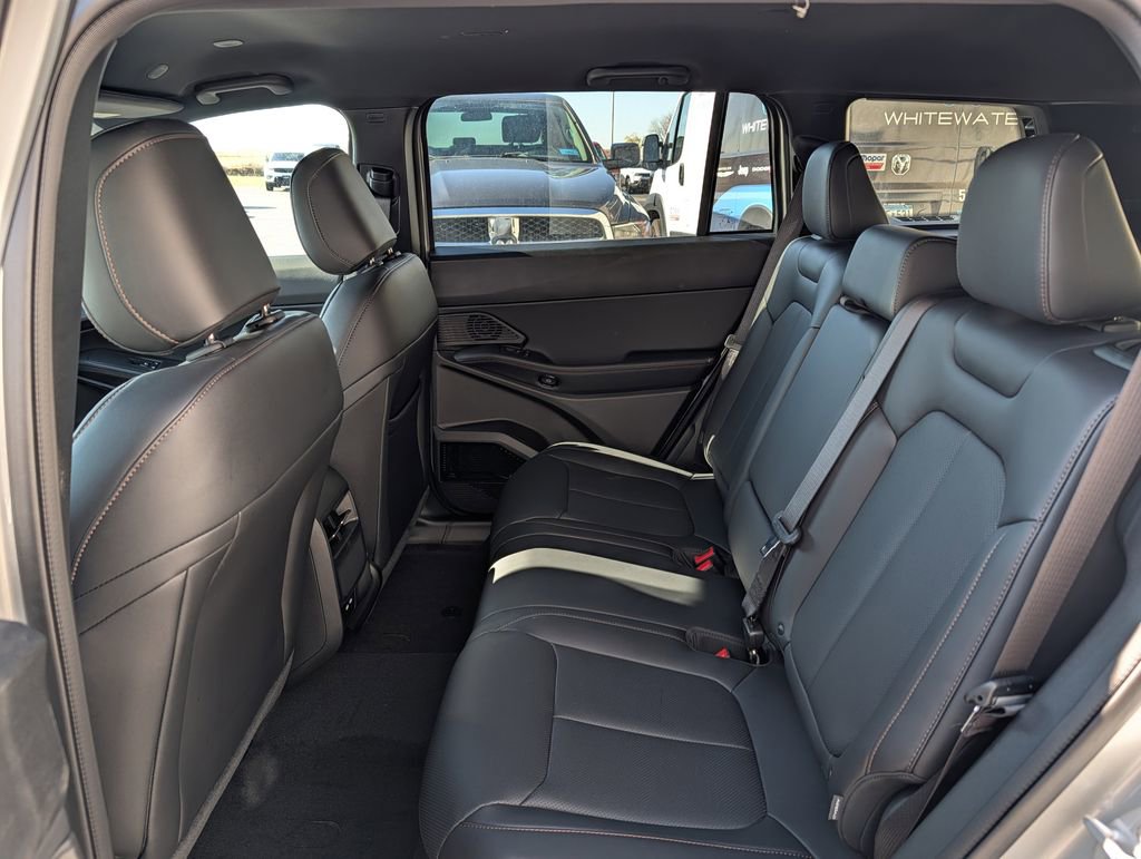 New 2026 Jeep Cherokee Limited image 6