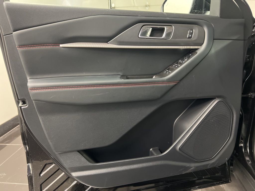 New 2026 Ford Explorer ST-Line image 29