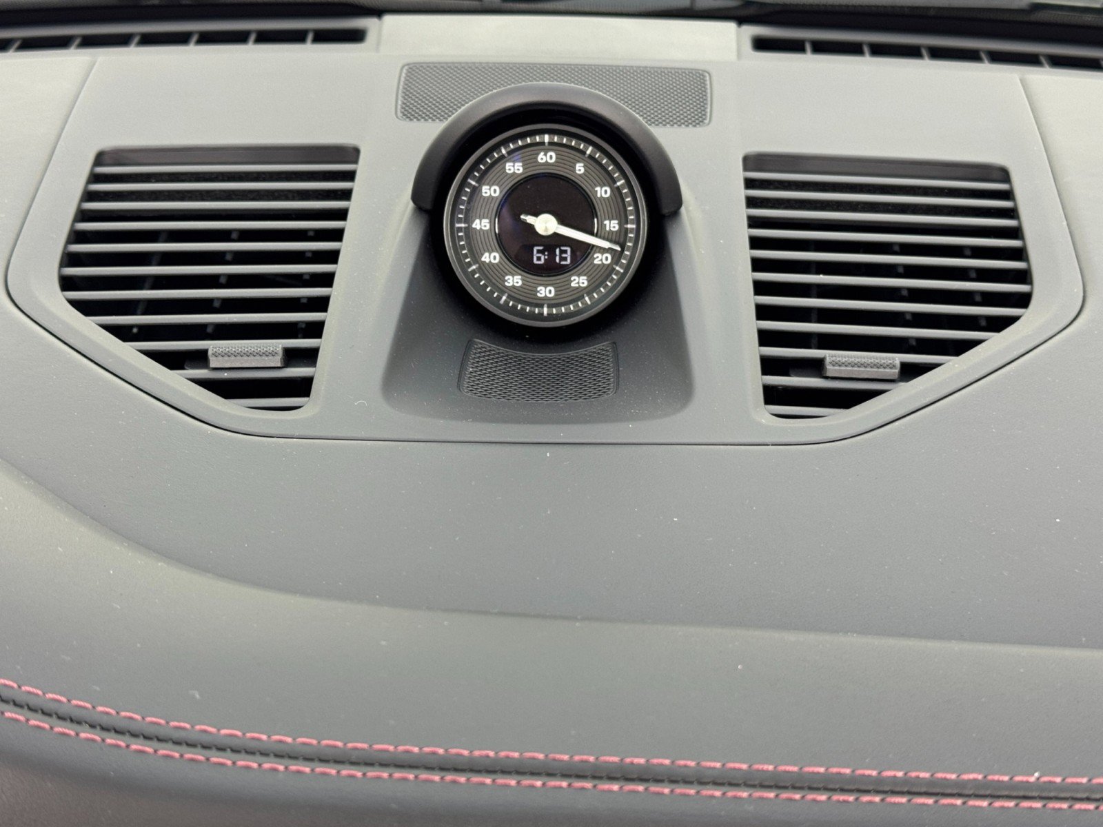 Used 2025 Porsche 911 Carrera image 24