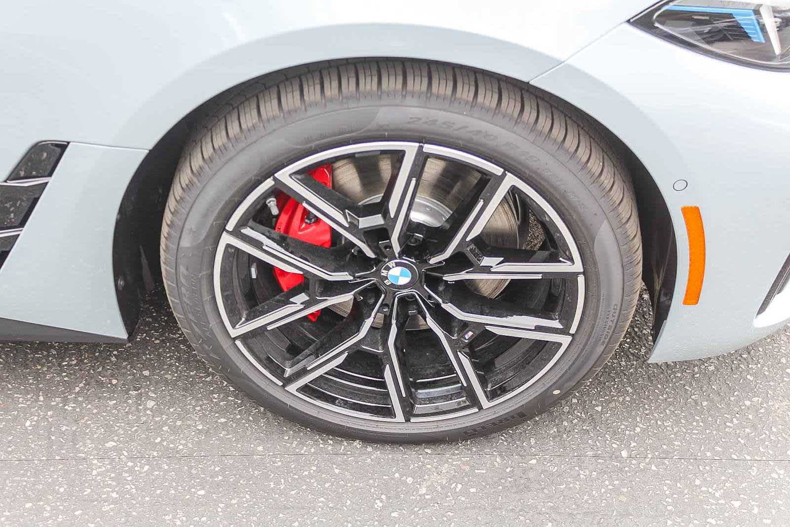 New 2026 BMW i4 eDrive40 w/ M Sport Package RWD image 9