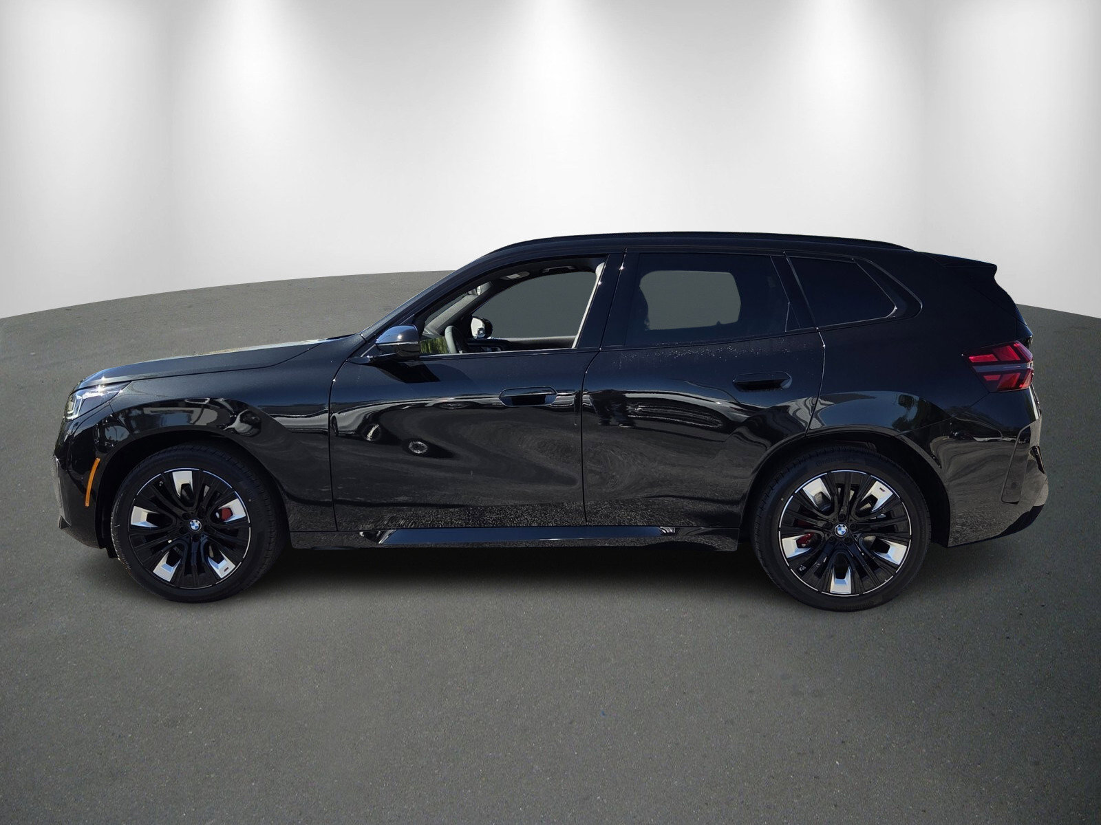 New 2026 BMW X3 xDrive30 w/ M Sport Package AWD/4WD image 4