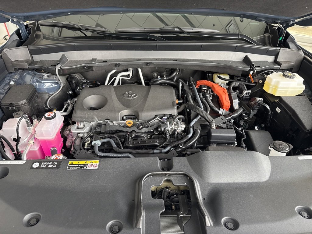 Used 2025 Toyota Grand Highlander AWD Hybrid image 26