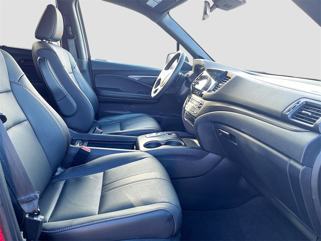 Used 2023 Honda Passport TrailSport image 28