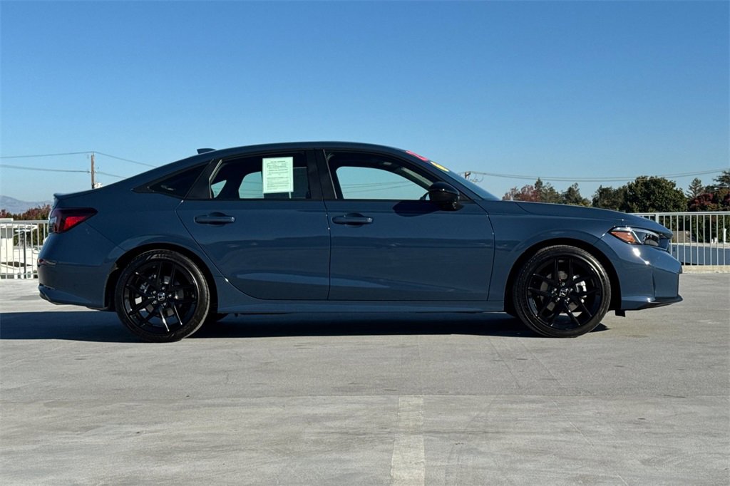 Certified 2025 Honda Civic Sport image 2