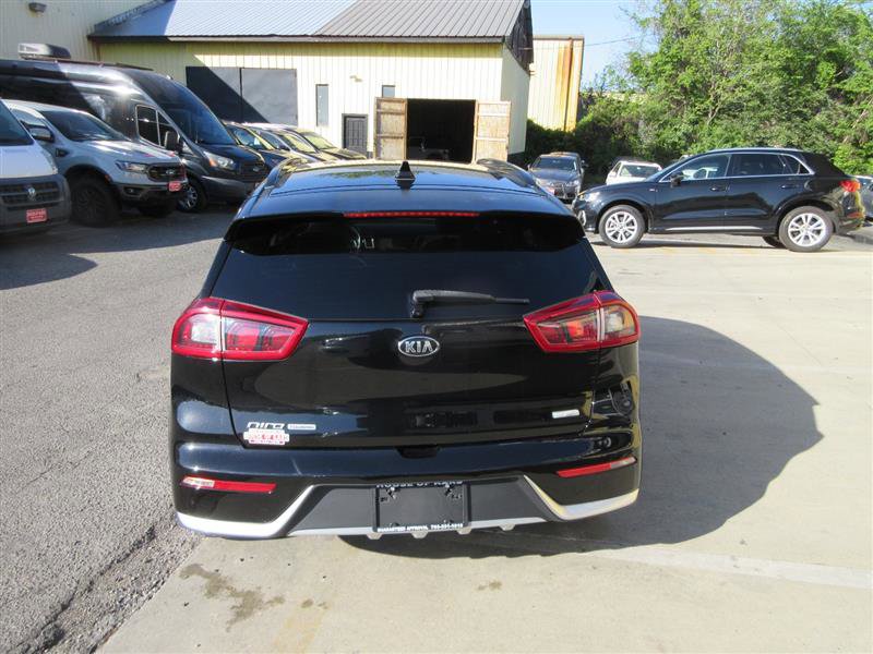 Used 2019 Kia Niro S Touring FWD image 4