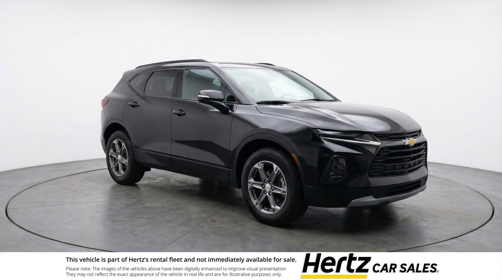 Used 2025 Chevrolet Blazer LT image 1