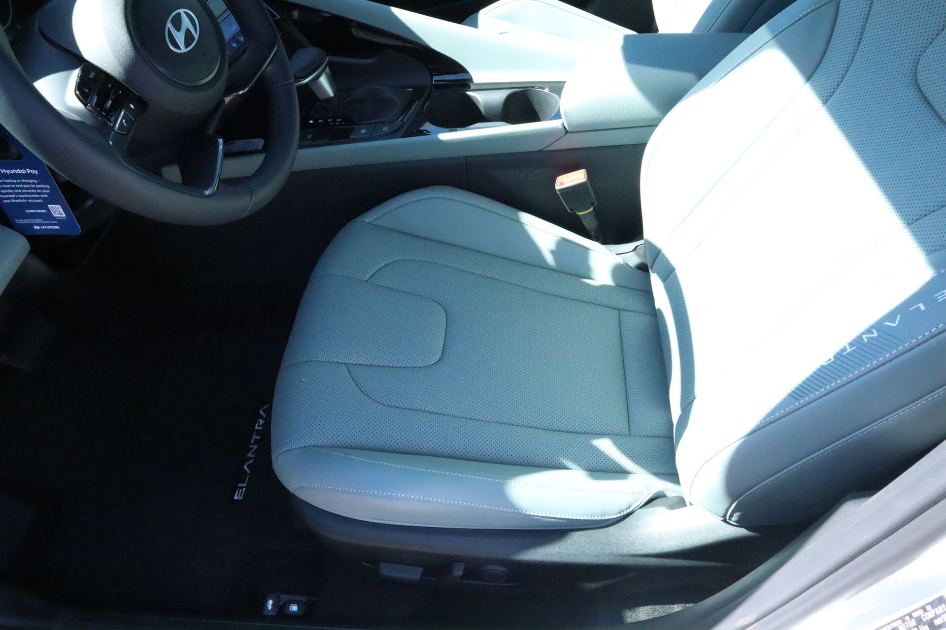 New 2026 Hyundai Elantra Limited image 12