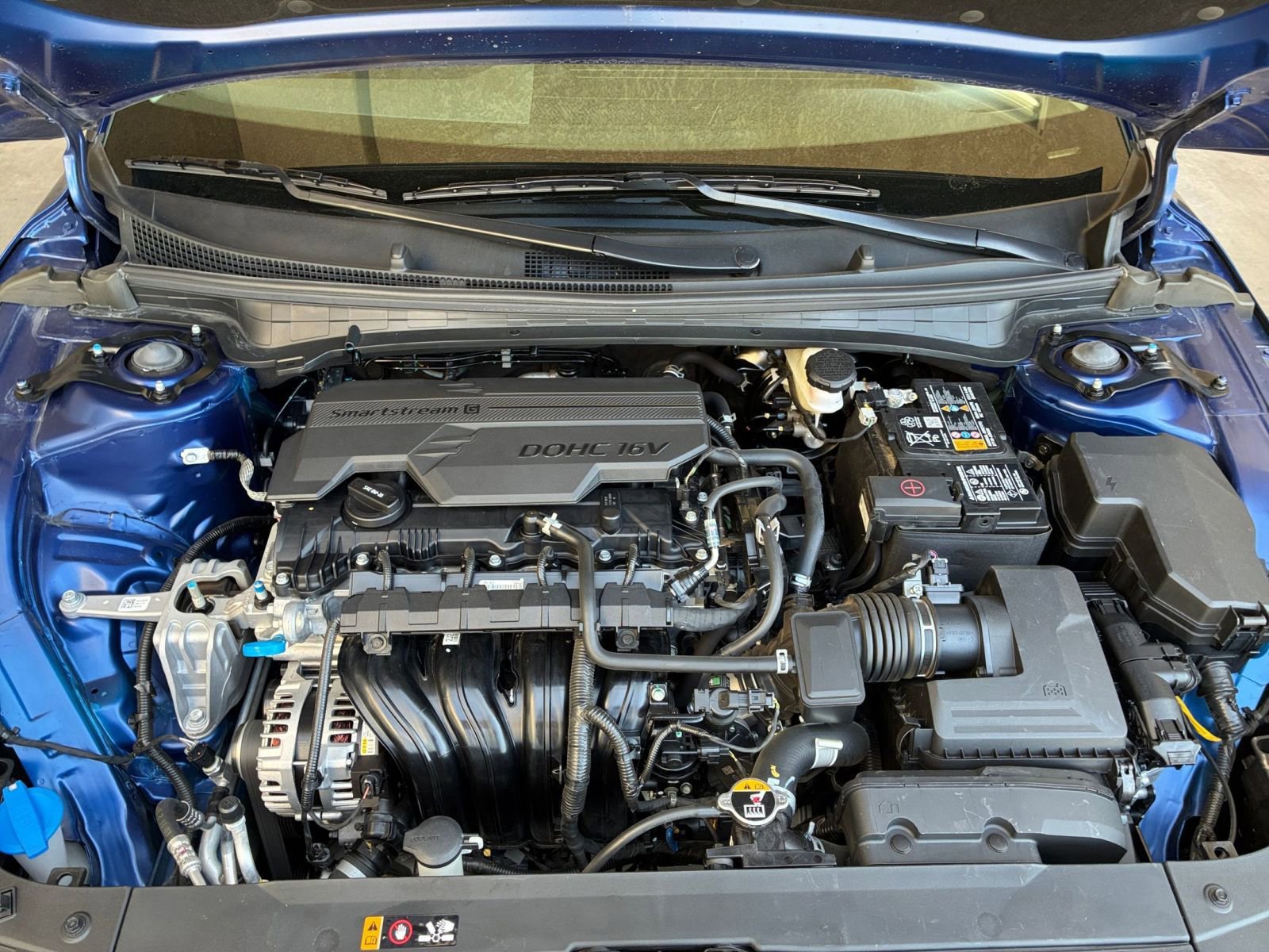 Used 2025 Kia K4 LXS image 32