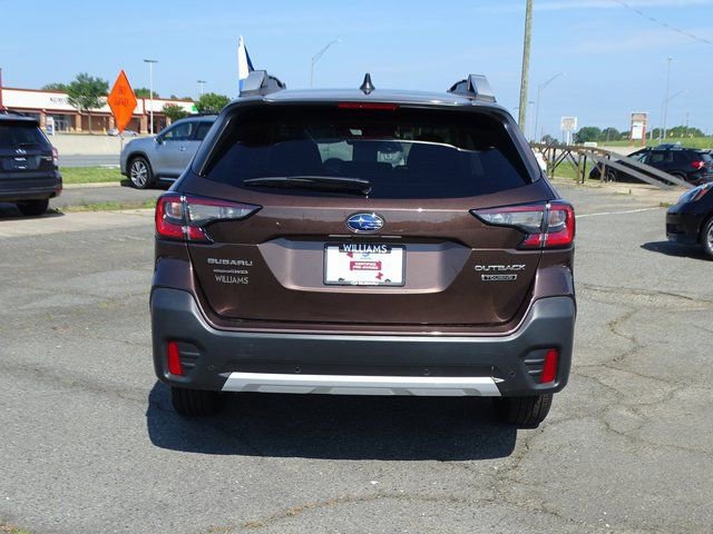 Certified 2022 Subaru Outback Touring image 6