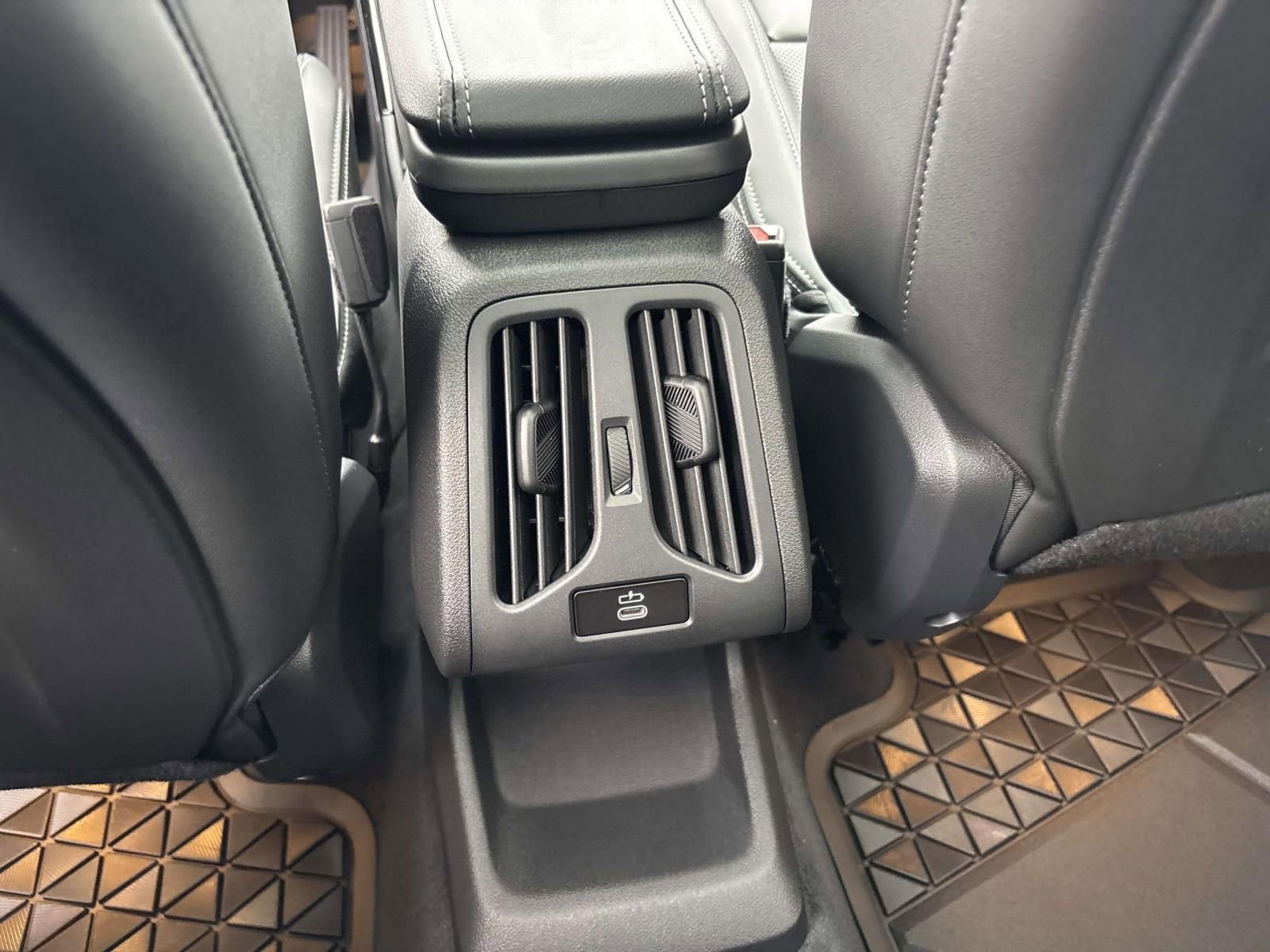 New 2026 BMW X1 xDrive28i image 34