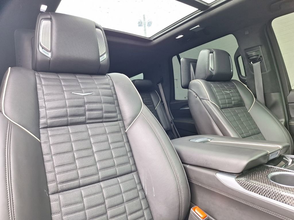 Certified 2025 Cadillac Escalade V image 31