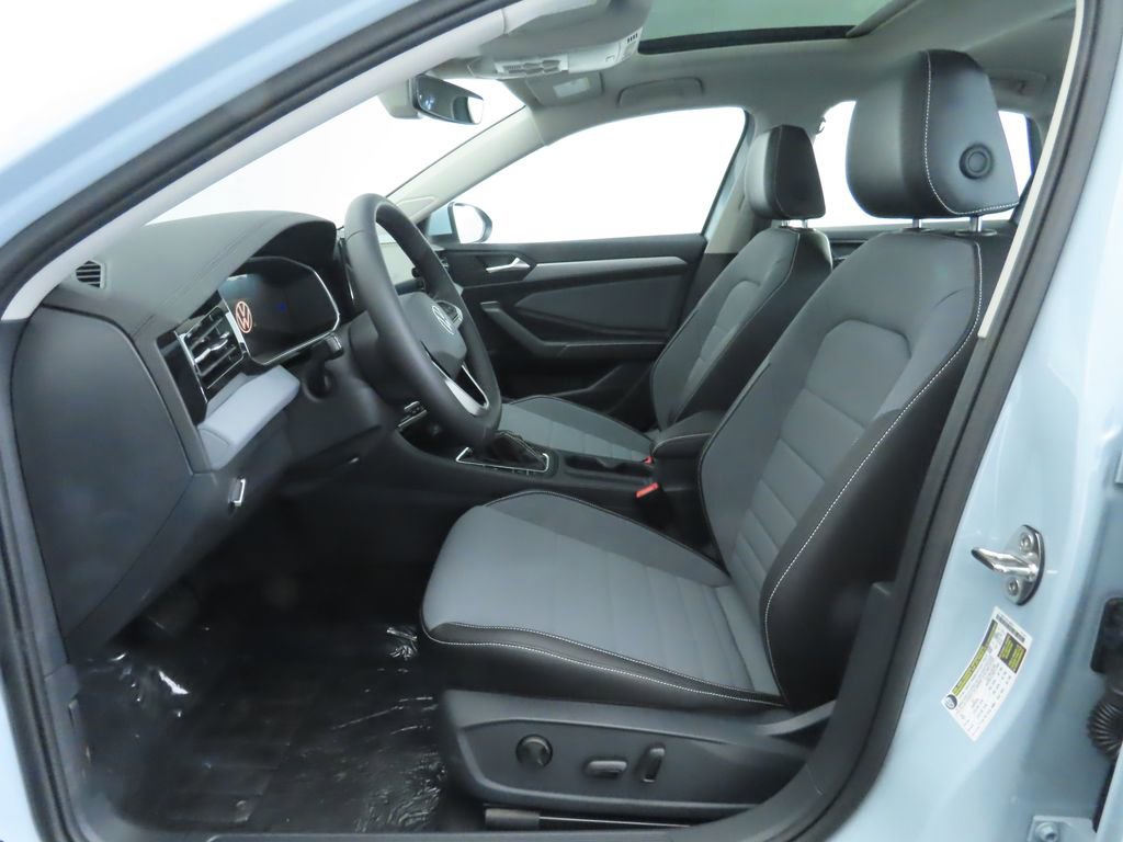 New 2026 Volkswagen Jetta SE image 19