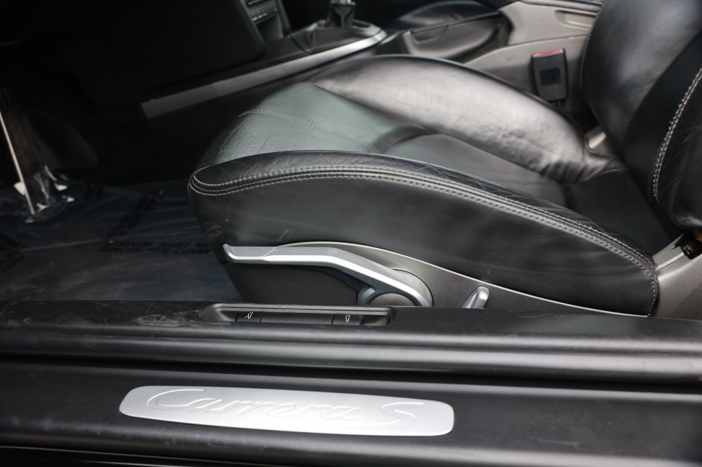 Used 2006 Porsche 911 Carrera S RWD image 23