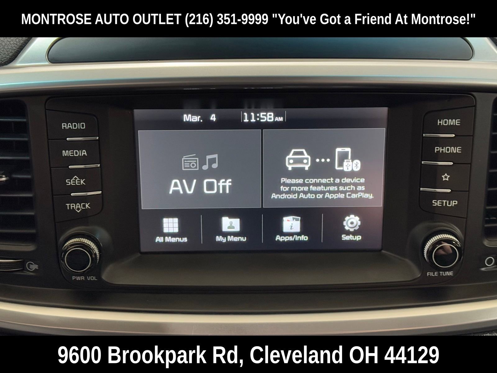 Used 2020 Kia Sorento LX image 24