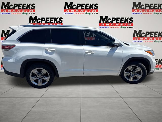 Used 2016 Toyota Highlander Limited FWD image 6
