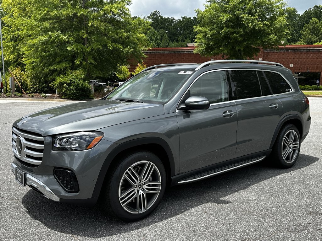 New 2026 Mercedes-Benz GLS 450 4MATIC image 4