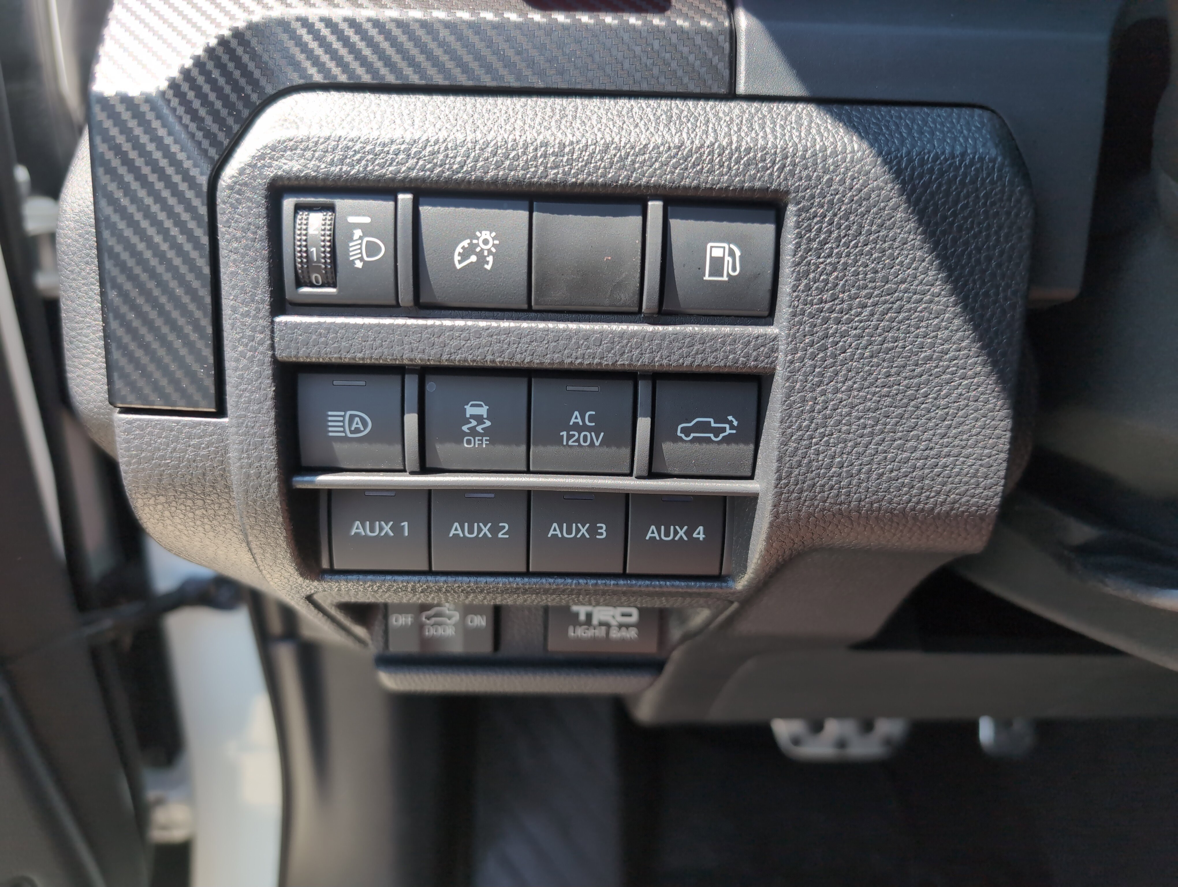 Certified 2025 Toyota Tacoma TRD Pro w/ Tow Tech Package AWD/4WD image 34