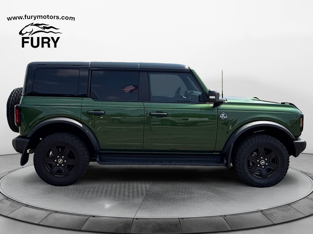 Used 2025 Ford Bronco Outer Banks AWD/4WD image 3
