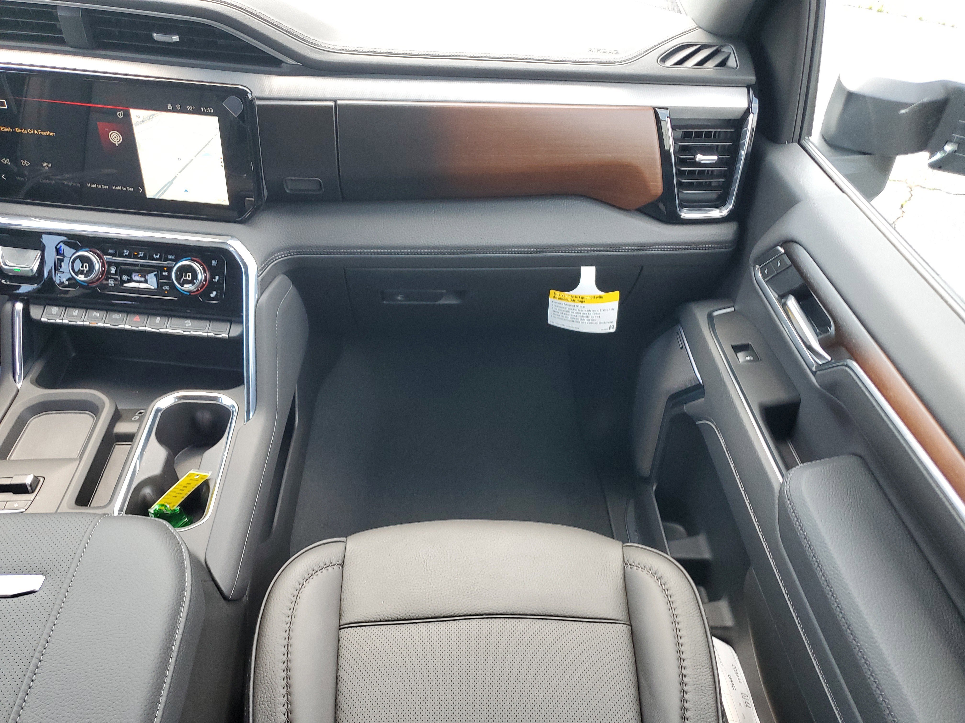 New 2025 GMC Sierra 2500 Denali image 17