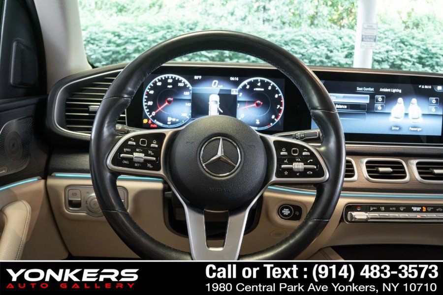 Used 2022 Mercedes-Benz GLE 350 4MATIC w/ Premium Package image 35