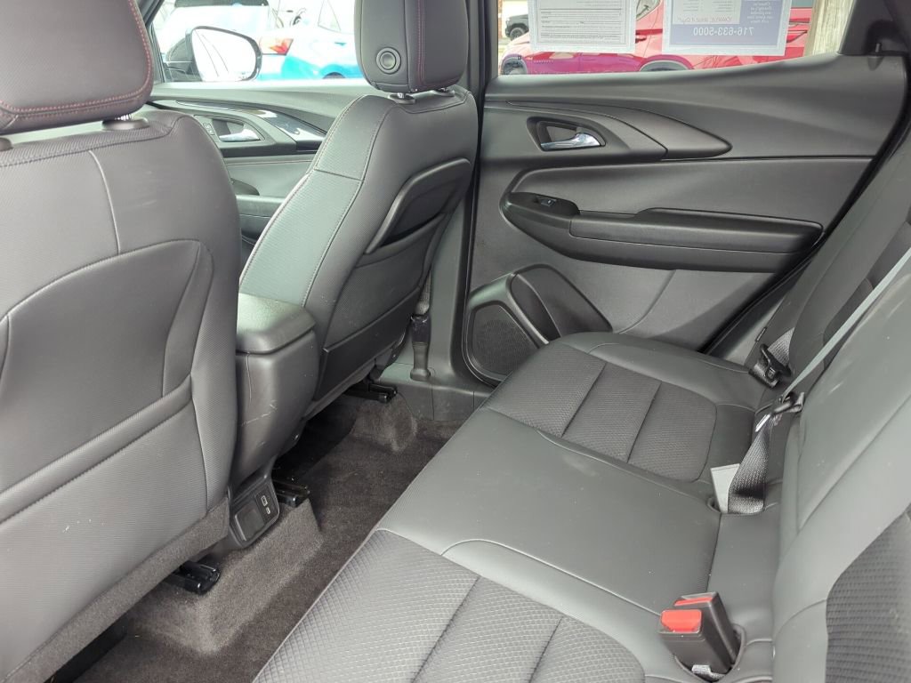 Certified 2023 Chevrolet TrailBlazer RS w/ Convenience Package image 18