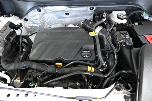 Used 2024 Chevrolet Trax LS w/ LS Convenience Package FWD image 30