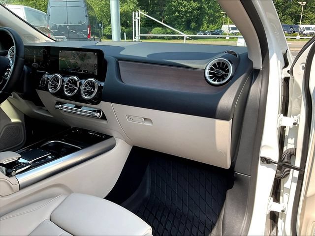 Certified 2023 Mercedes-Benz GLA 250 4MATIC image 28