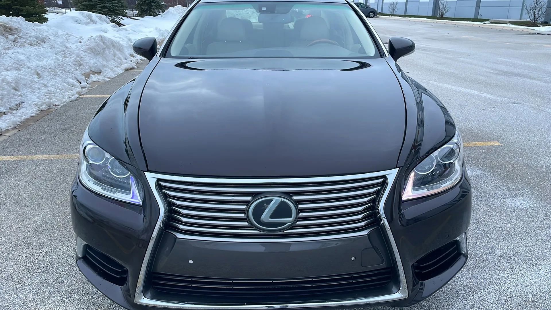 Used 2016 Lexus LS 460 w/ Comfort Package image 3
