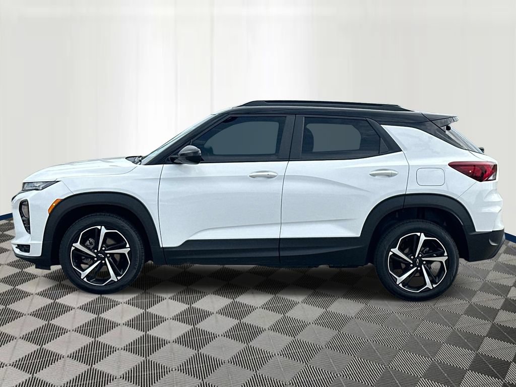 Used 2022 Chevrolet TrailBlazer RS AWD/4WD image 2