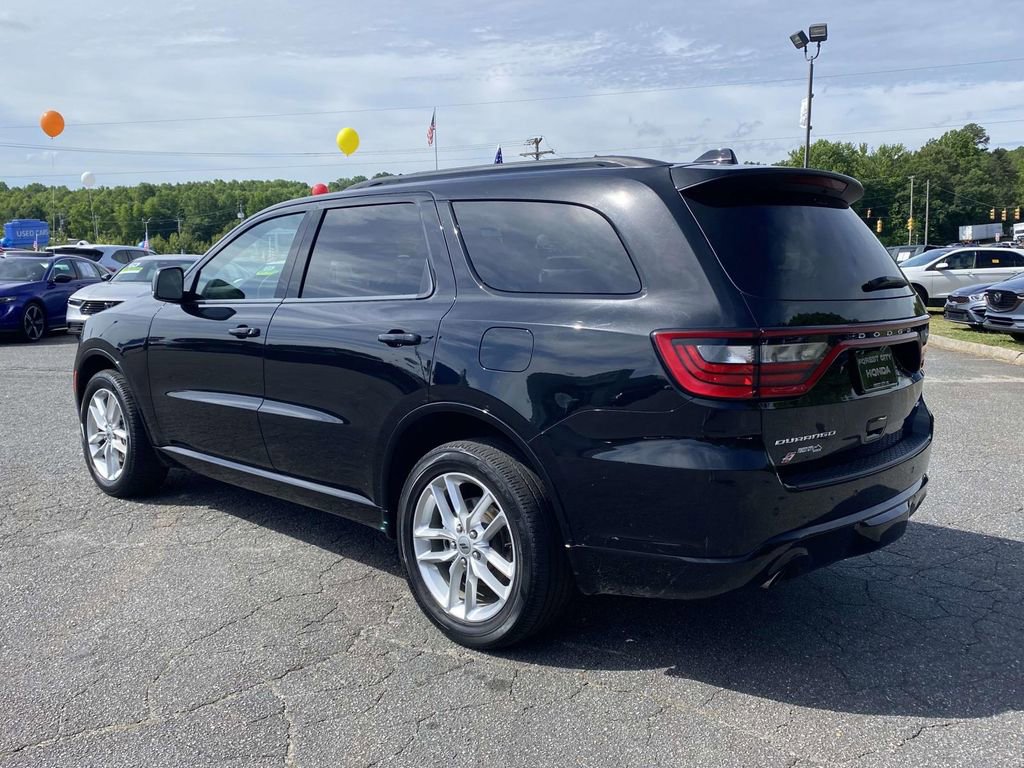 Used 2024 Dodge Durango GT AWD/4WD image 3