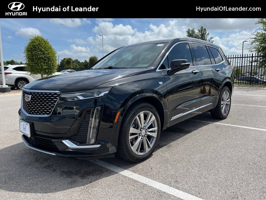 Used 2023 Cadillac XT6 Premium Luxury w/ Technology Package FWD image 1
