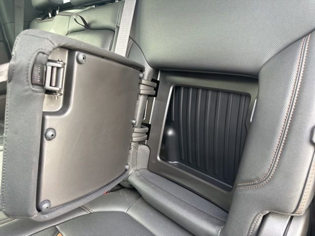 Used 2023 GMC Sierra 2500 AT4 w/ AT4 Preferred Package AWD/4WD image 37