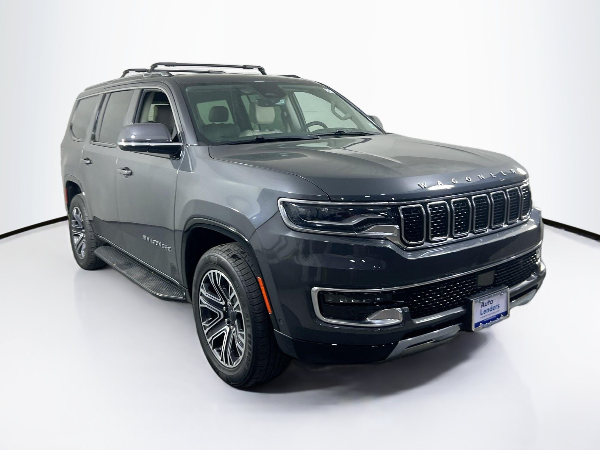 Used 2022 Jeep Wagoneer Series III AWD/4WD image 3